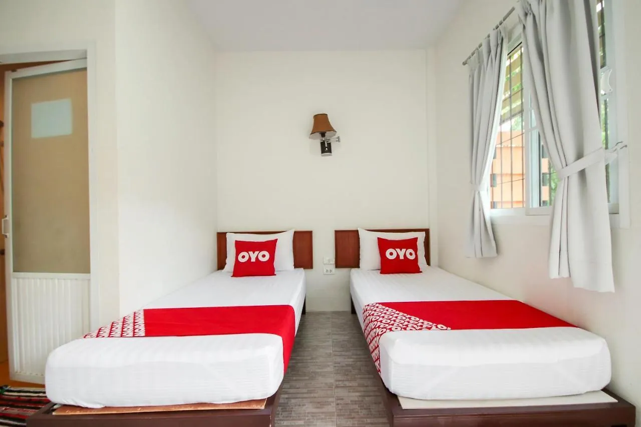 Hotel Oyo 75312 Banana Lodge Khao Lak