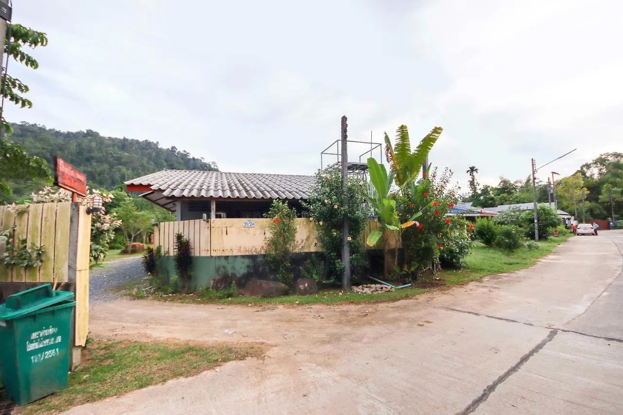 Oyo 75312 Banana Lodge Khao Lak