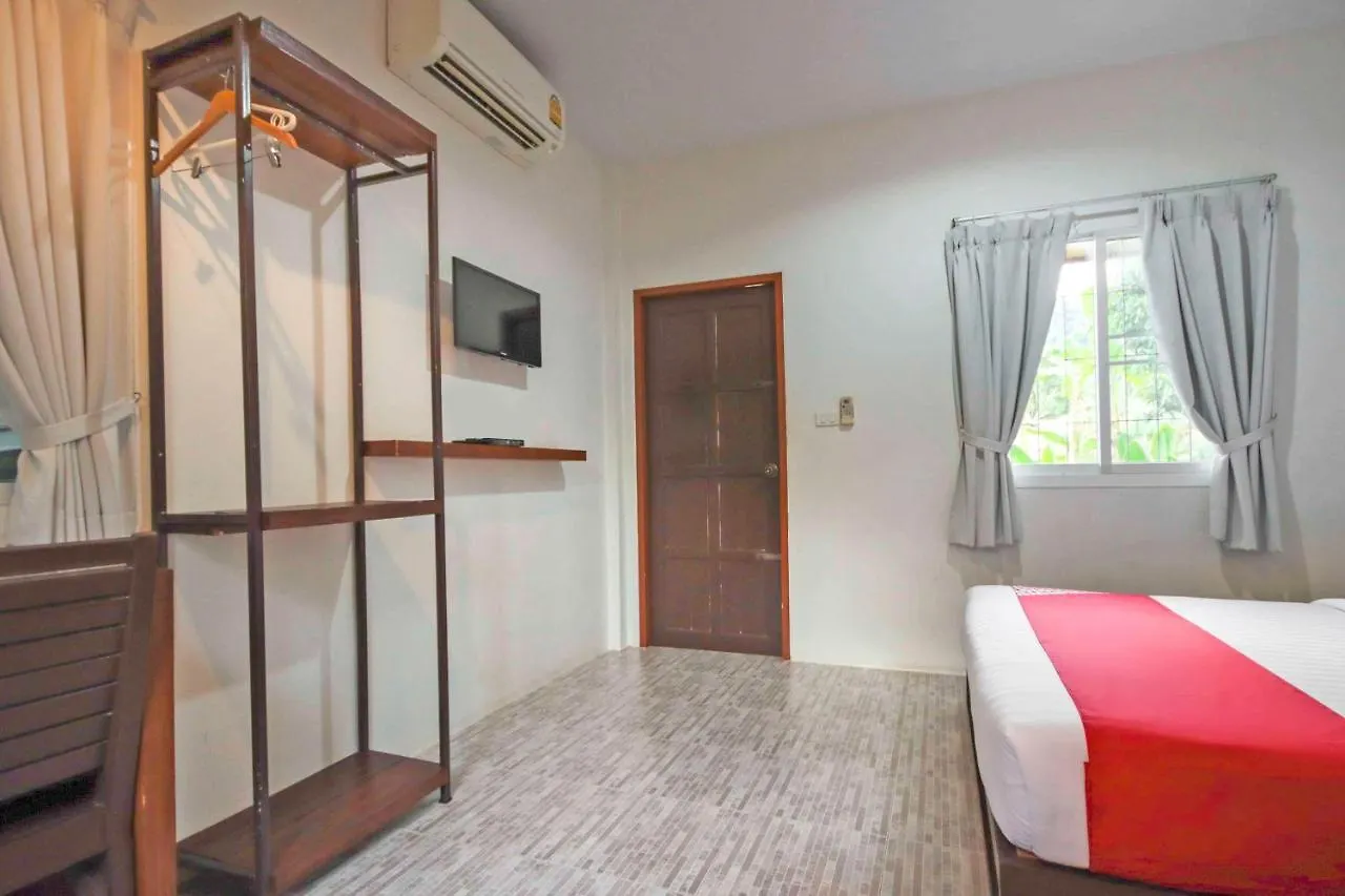 Hotel Oyo 75312 Banana Lodge Khao Lak